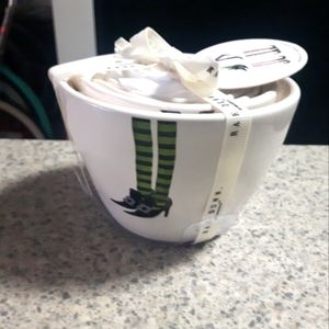 HTF Rae Dunn Witch Feet Measuring Cups